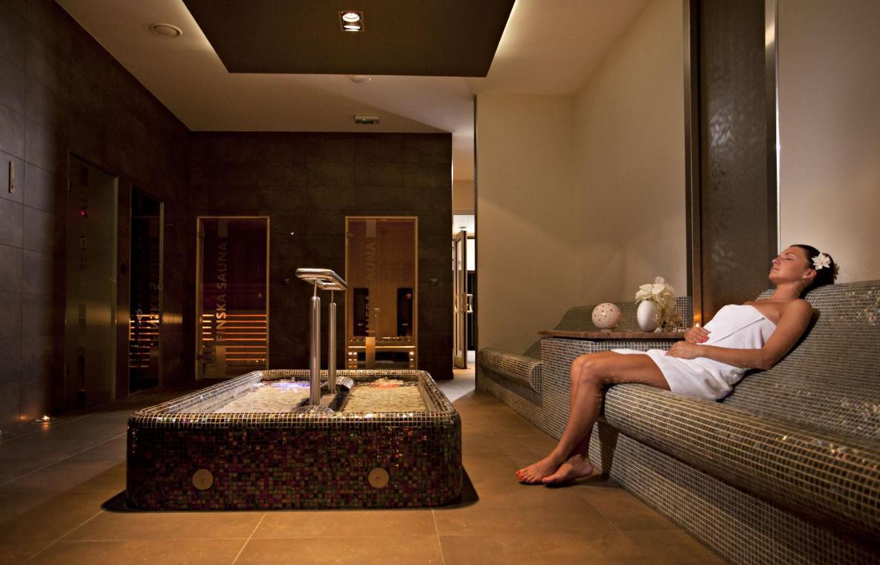 Wellness Hotel Abacie Nový Jičín Zewnętrze zdjęcie