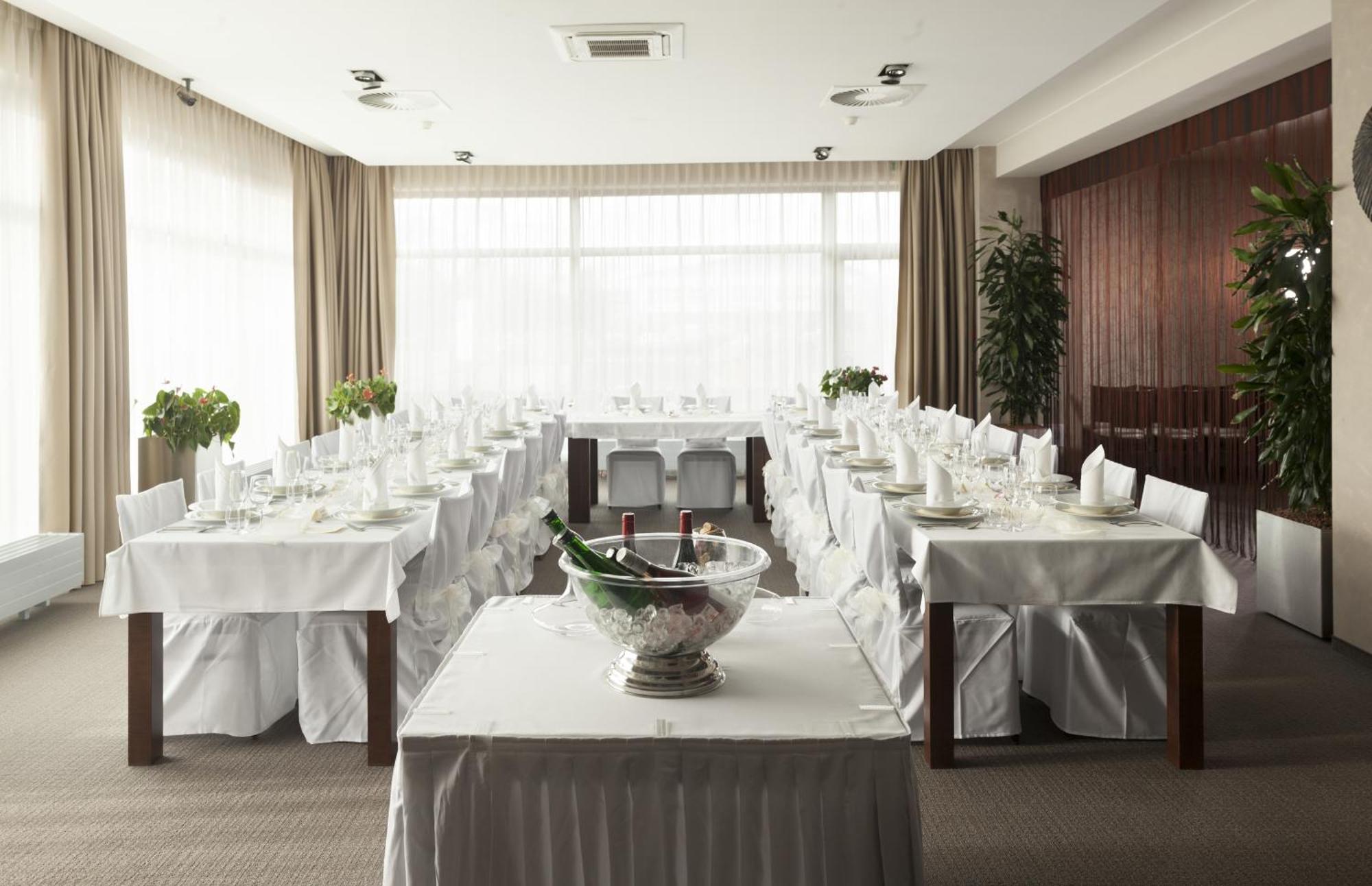 Wellness Hotel Abacie Nový Jičín Zewnętrze zdjęcie